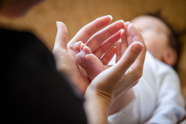 Cómo registrar en EE. UU. un niño nacido en el extranjero